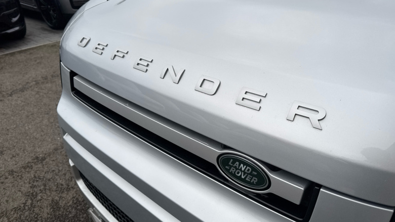 Land Rover Defender 3.0 D250 XS Edition 110 5dr Auto Diesel Estate